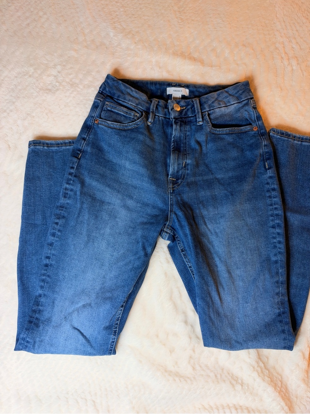 Forever 21 Women’s Size 29 Medium Wash Blue Skinny Jeans